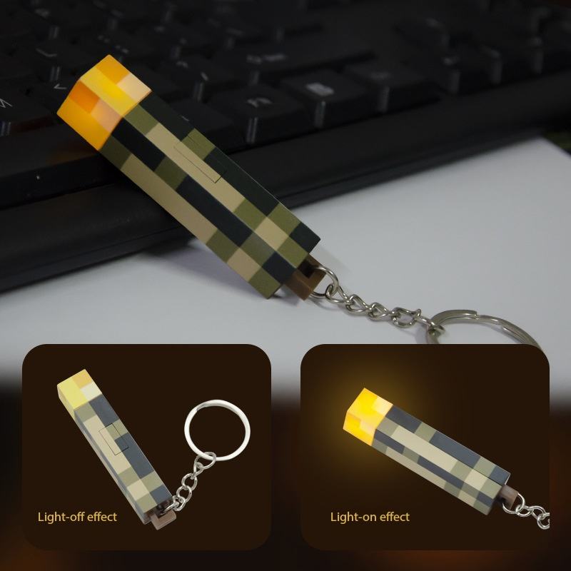 🟡 (Minecraft) Candle Light Keychain 🔑✨